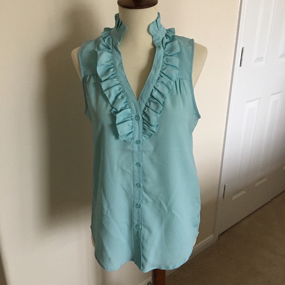 Seafoam button down top with ruffles, size XS